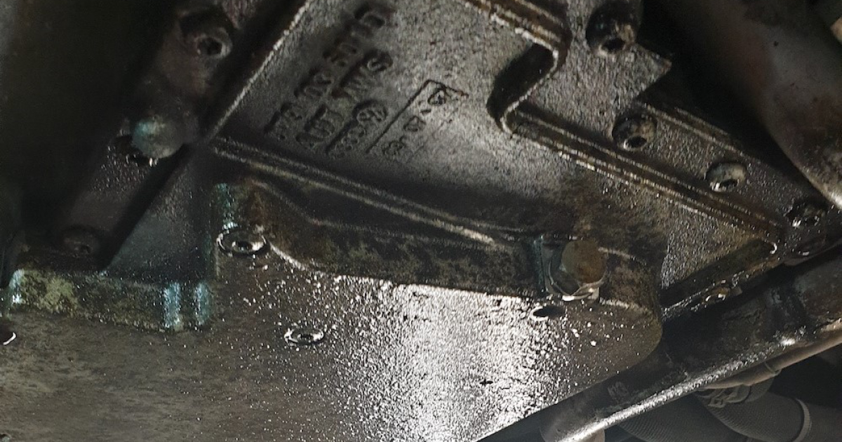 Front Diff Leak Differential Fluid Leaking (Symptoms & How To Fix)
