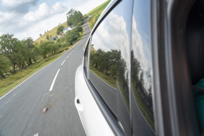 How To Clean Car Windows
