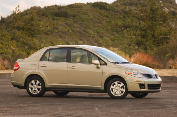 Nissan Versa Problems