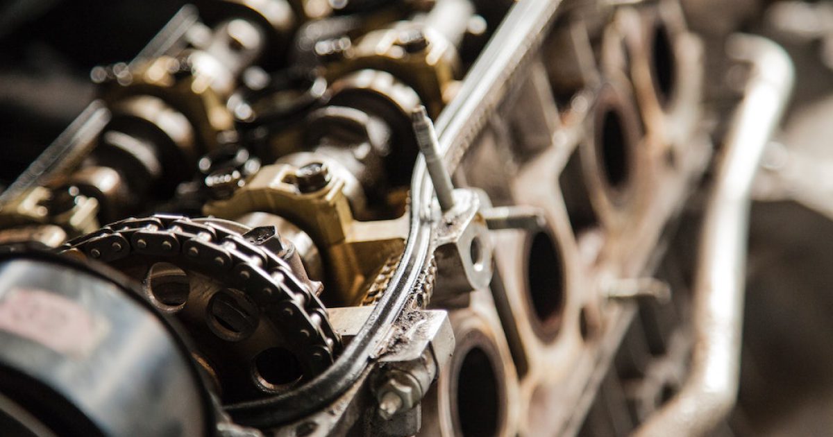 how long does it take to replace a timing chain