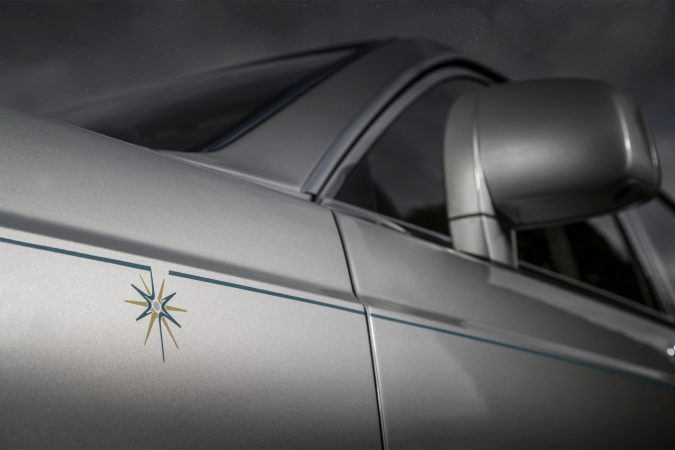Rolls Royce paintwork bespoke pinstriping star silver white metallic 