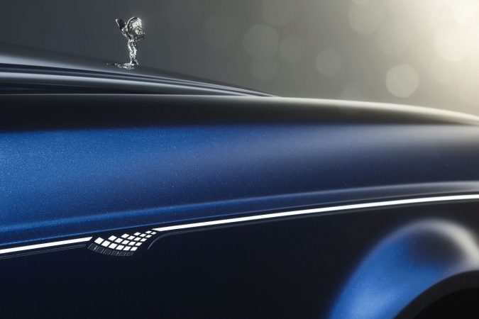 Rolls Royce bespoke paintwork pinstriping blue finish sparkle metallic pearlescent dark bright