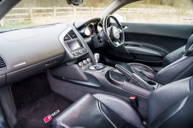 Steering Wheel Cleaner