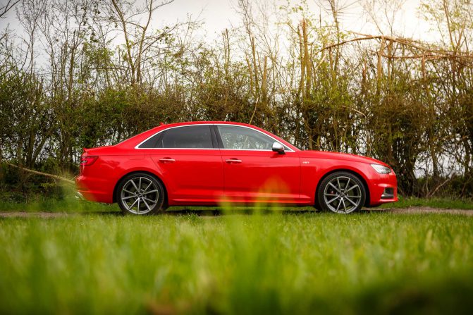 Audi A5 VS A4