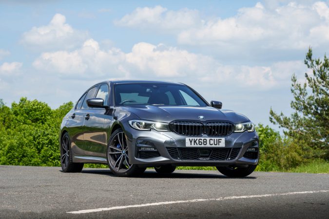 BMW 320i Vs 328i
