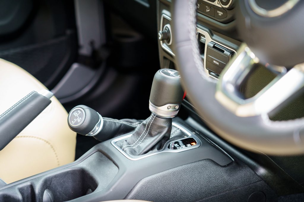 Jeep Manual Transmission Which Jeeps Have A Manual Gearbox?