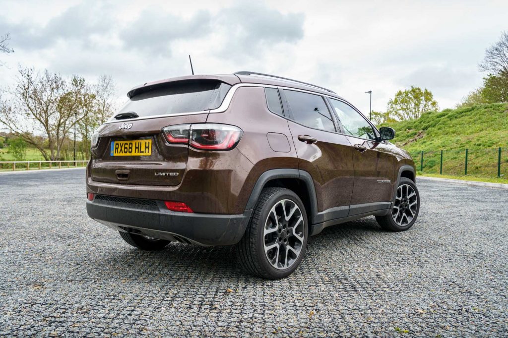 Jeep Compass Problems 🏎️ What Should You Know?