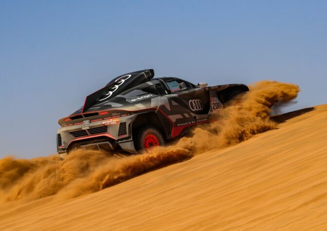 Audi RS Q e-tron Dakar Rally EV