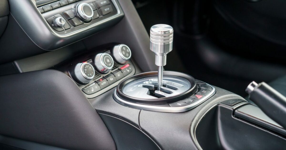 Clutch Master Cylinder What Is It, Failure Symptoms, Replacement