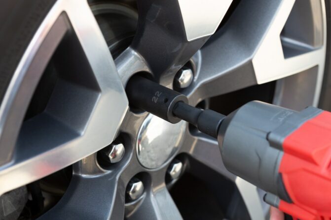 Stripped Lug Nut Remover