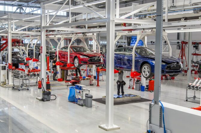 How Many Miles Does An Electric Car Last