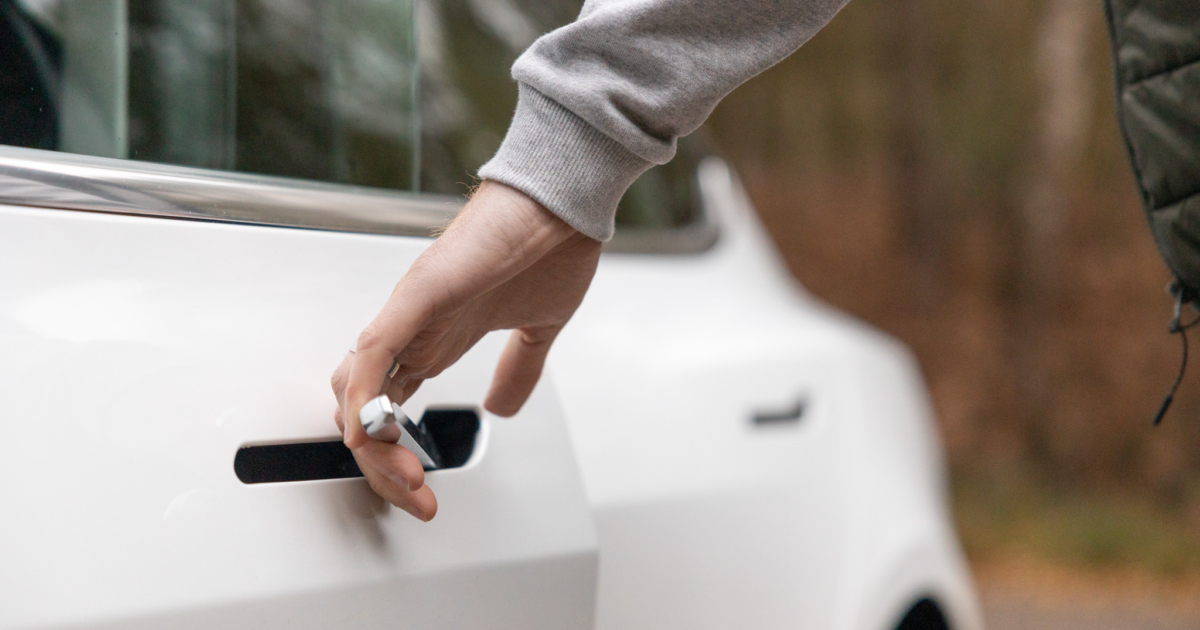 Car Door Won't Open From Inside Or Outside 🚗 6 Reasons Why