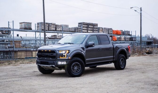 F 150 VS Raptor
