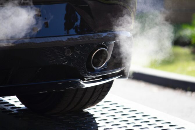 do you have to warm up your car