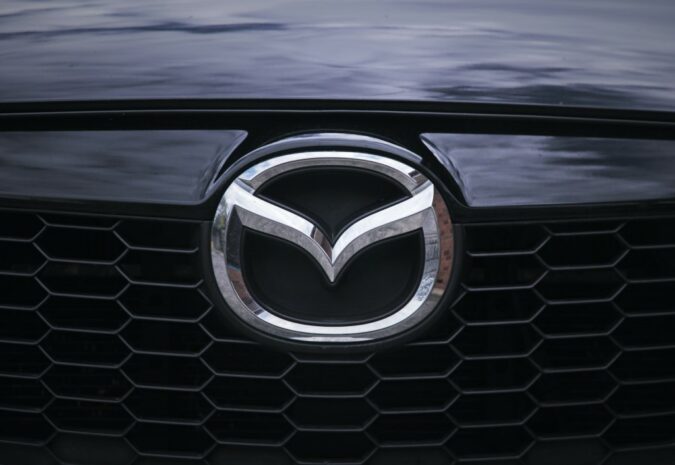 Does-ford-own-mazda