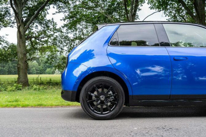 Do Window Tints Go On The Inside Or Outside