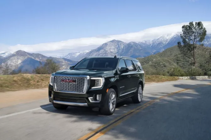 Yukon Denali VS Escalade