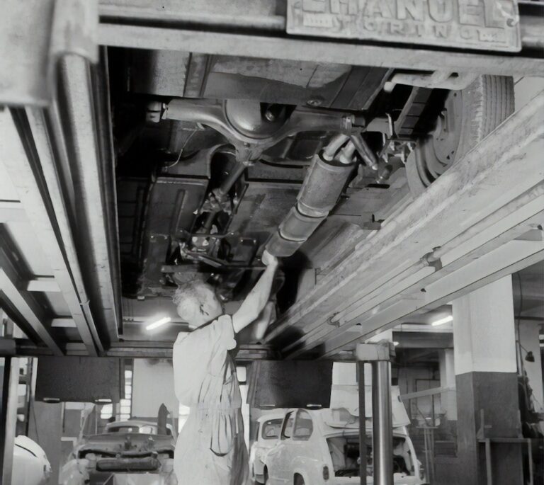 Bad U Joints Sound 🏎️ What Does It Mean, And How To Fix It?