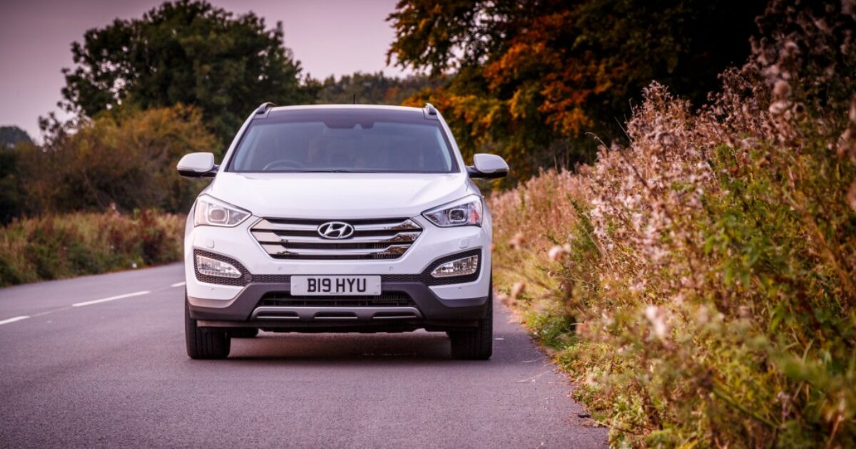 Hyundai Santa Fe Years To Avoid 🏎️ Which Ones Are Worst?