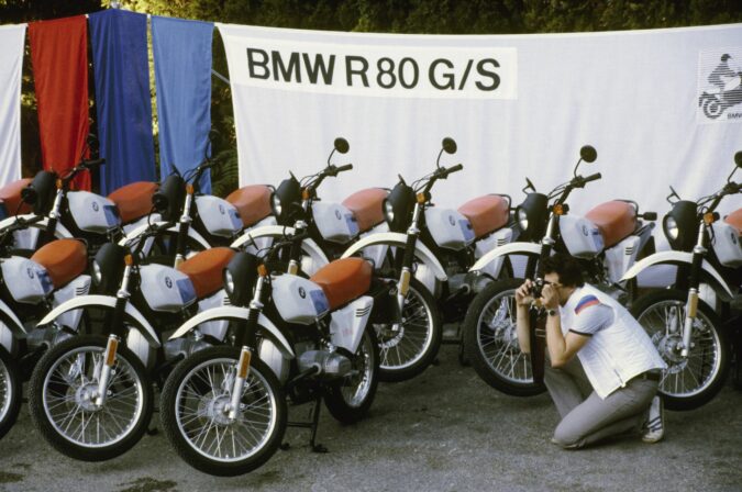 What Is The Best Vintage BMW Motorcycle 🏎️ Is Old-School Cool?