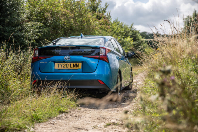 Best Gas Mileage Cars Under 10K