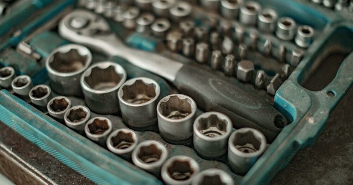 Blue Point Tools 🏎️ Blue Point vs SnapOn (The Key Differences)