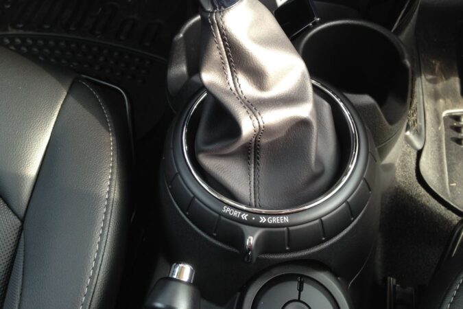 What Does The S Mean On A Gear Shift