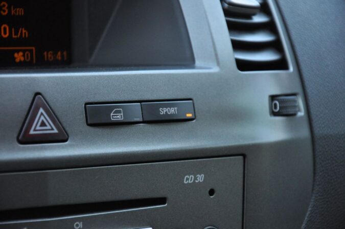 What Does The S Mean On A Gear Shift