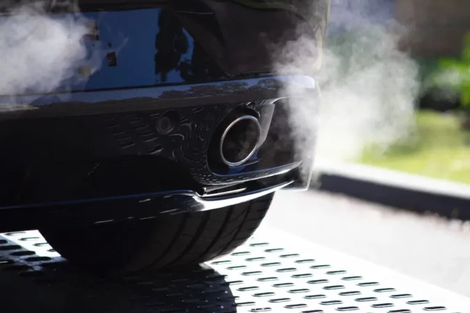 smoke coming out of exhaust