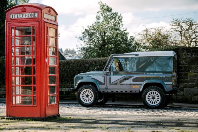 Bowler Land Rover Defender