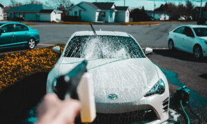 Can I Use Dish Soap To Wash My Car