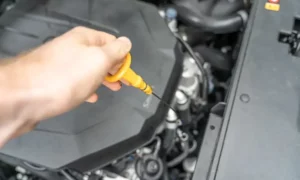 How To Read Oil Level On Dipstick