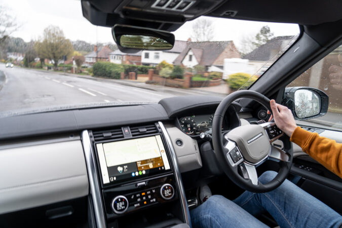 Land Rover Discovery Metropolitan Review