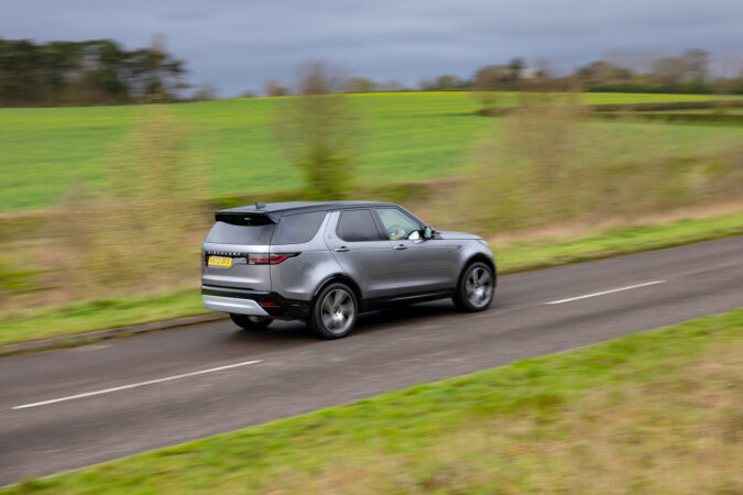 Land Rover Discovery Metropolitan Review