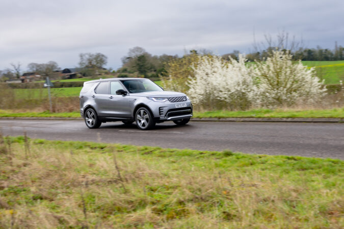 Land Rover Discovery Metropolitan Review