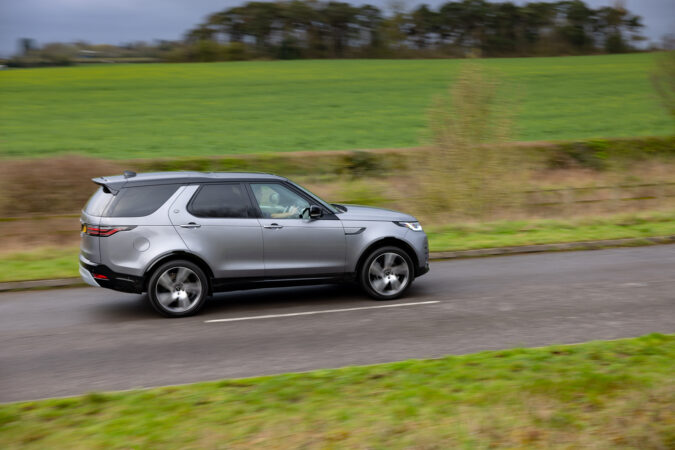 Land Rover Discovery Metropolitan Review