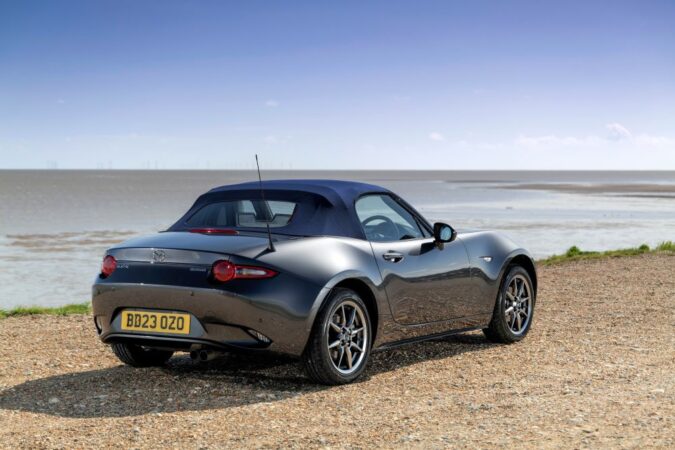 Mazda MX-5 Kizuna Limited Edition Miata Roadster