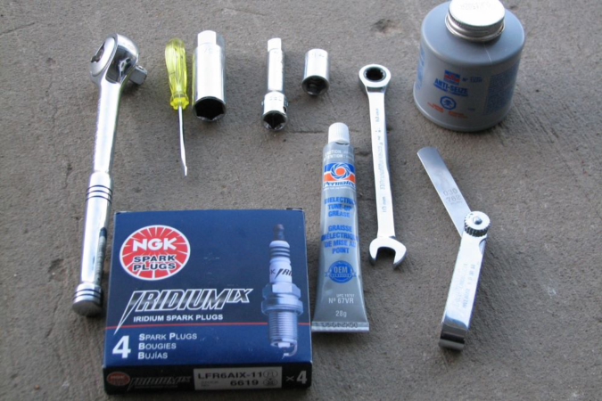 Changing Spark Plugs