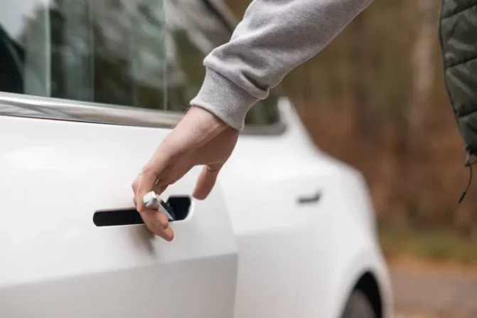 Car Door Won't Open From Inside Or Outside