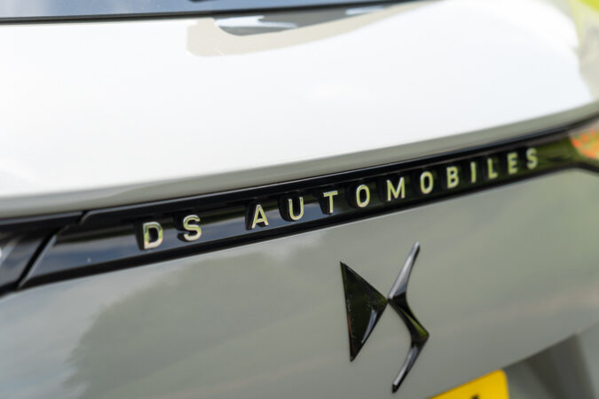 DS 7 La Première E-TENSE 4x4 Review