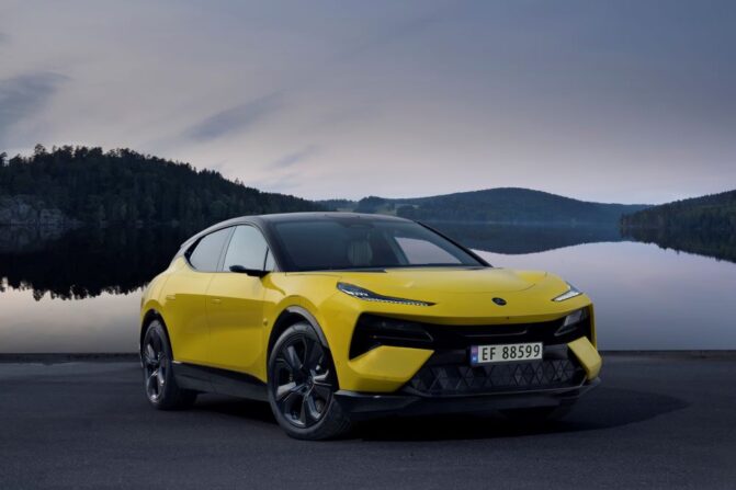 Lotus Eletre Electric SUV Performance EV