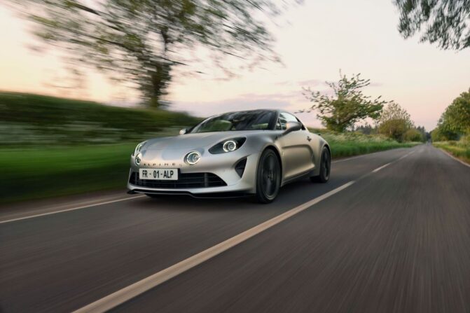 Alpine A110 S Enstone Edition Sports Car Performance