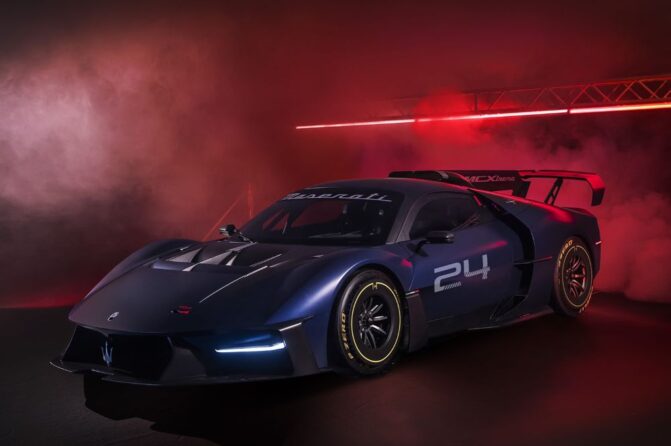 Maserati MCXtrema Track Car