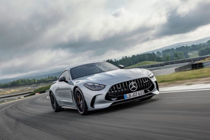 Mercedes Benz AMG GT Coupé New 2024