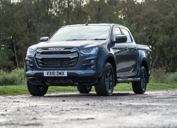 Isuzu D-Max V-Cross Auto Review