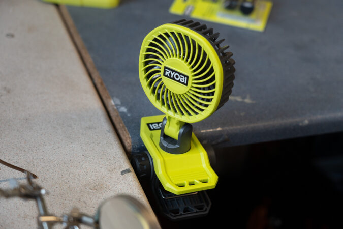 Ryobi 4V Lithium Cordless Clamp Fan RCF4-120G Review