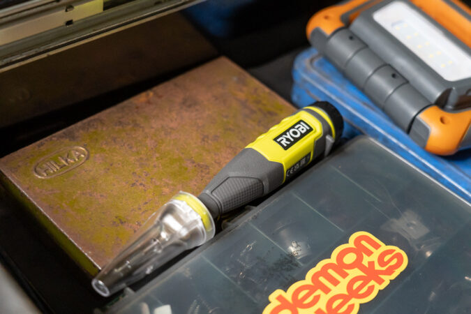 Ryobi 4V Lithium Cordless Soldering Iron RSI4-120G Review