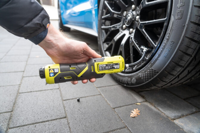 Ryobi 4V Lithium Cordless Inflator RI4-120G Review