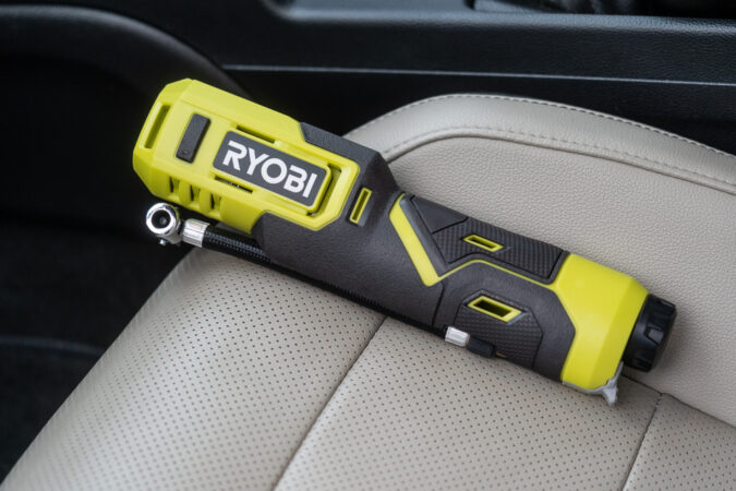 Ryobi 4V Lithium Cordless Inflator RI4-120G Review