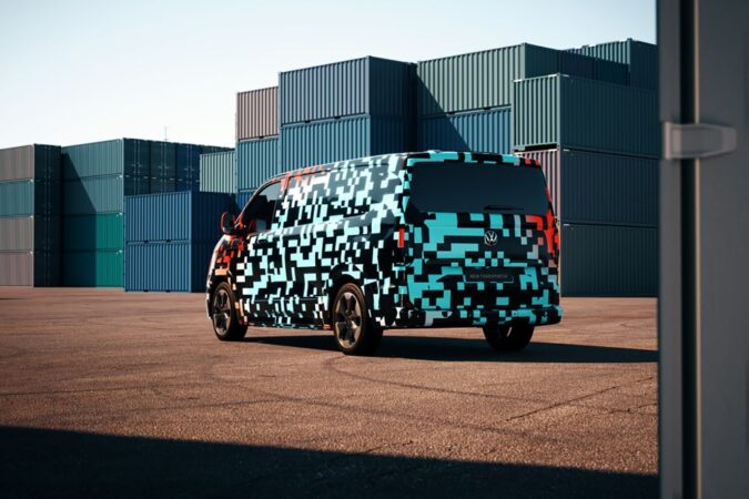 Volkswagen Commercial Vehicles VW Transporter Van